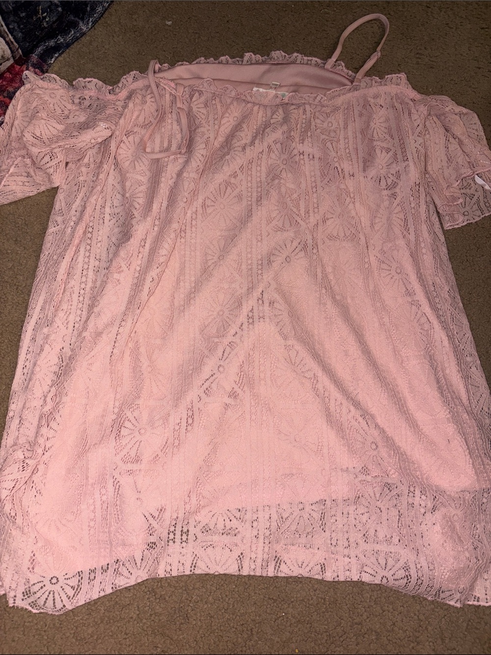 Women’s Pink Lace Off-Shoulder Dress